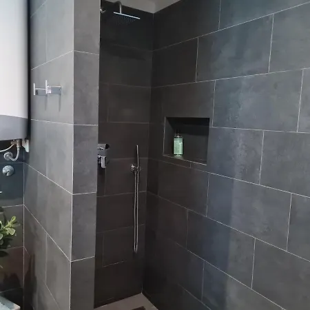 Appartamento Beautiful Sea View, Free Parking, Centre Of