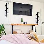 Appartement Beautiful Sea View, Free Parking, Centre Of *